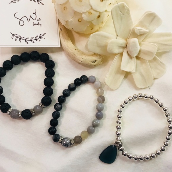 Boho beaded bracelets - Picture 2 of 6